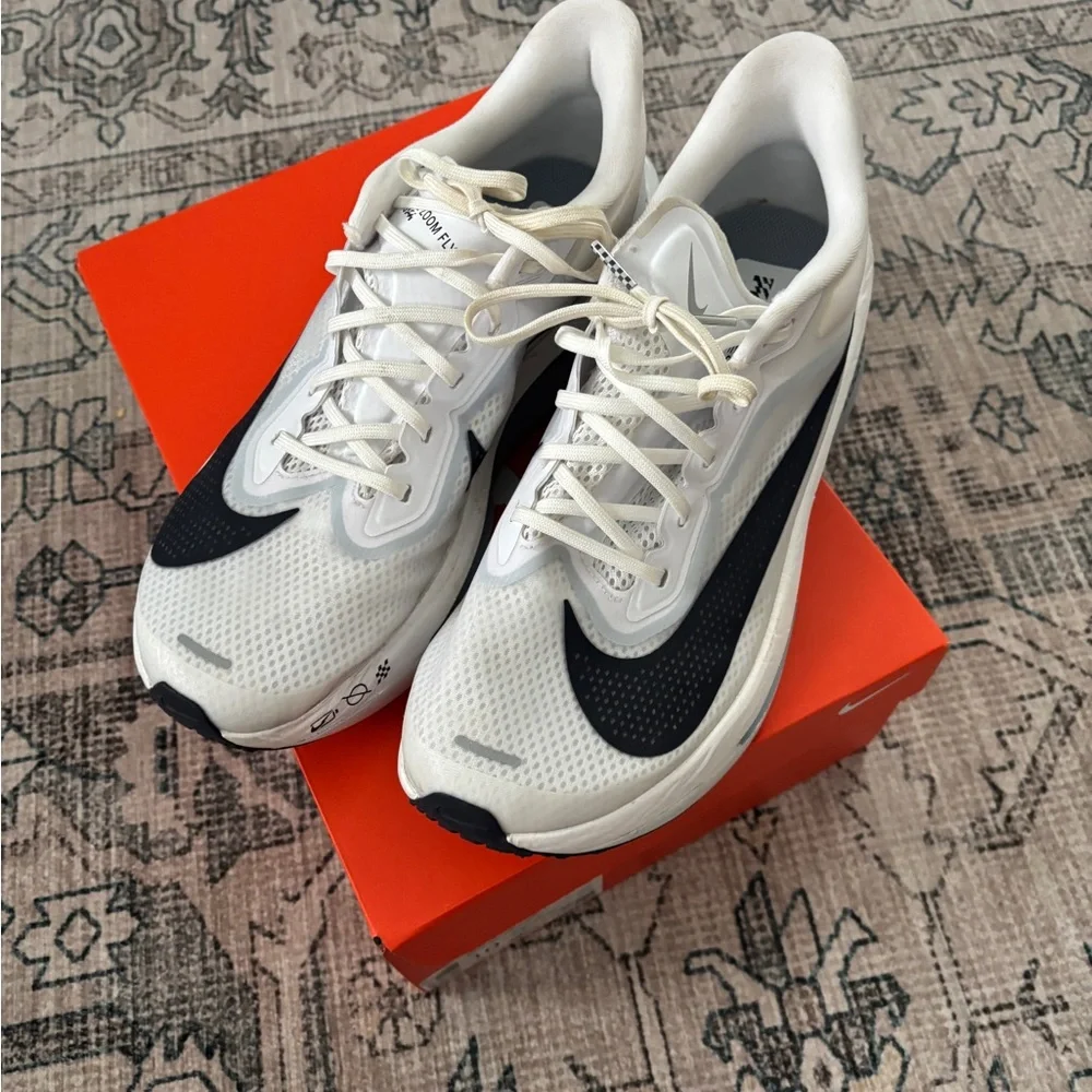 Nike Zoom Fly 6